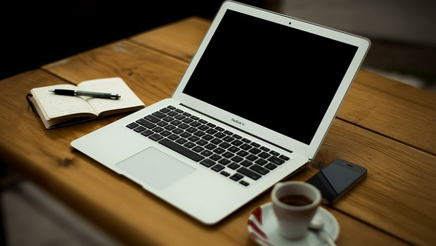 Lavoratori in smart working il rimborso per connessione internet è reddito imponibile