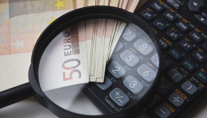 Riduzione dei termini di accertamento ammessa se si rispettano spontaneamente gli obblighi di certificazione